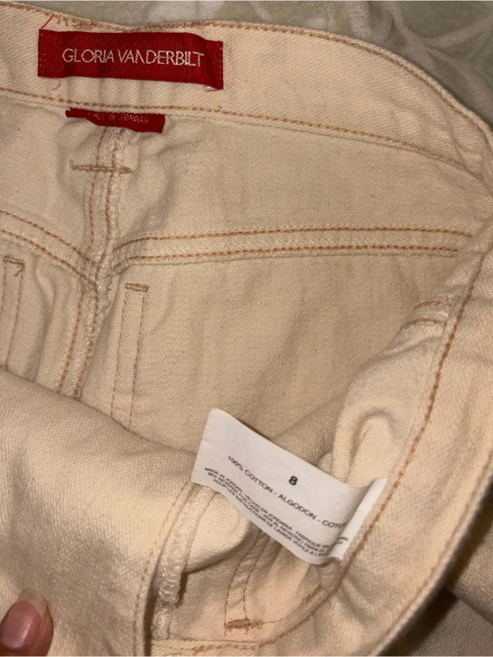GLORIA VANDERBILT LACE UP SHORTS size 8